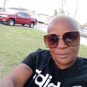 Meet your Posher, Yolanda